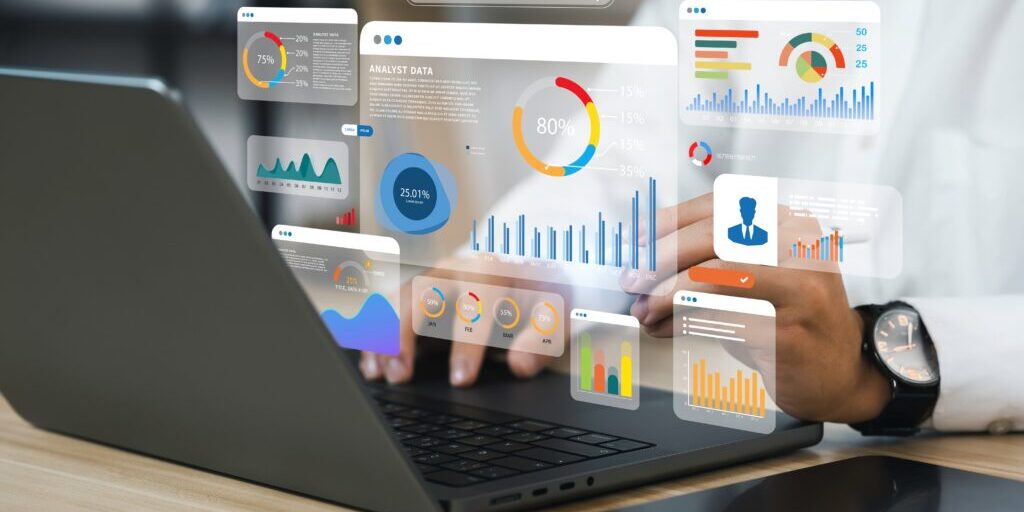 An,Analyst,Uses,A,Computer,And,Dashboard,For,Data,Business